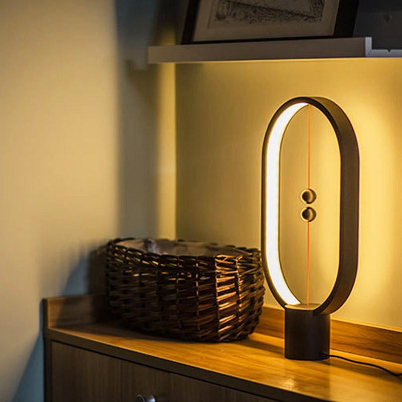 Heng Balance Desk Lamp