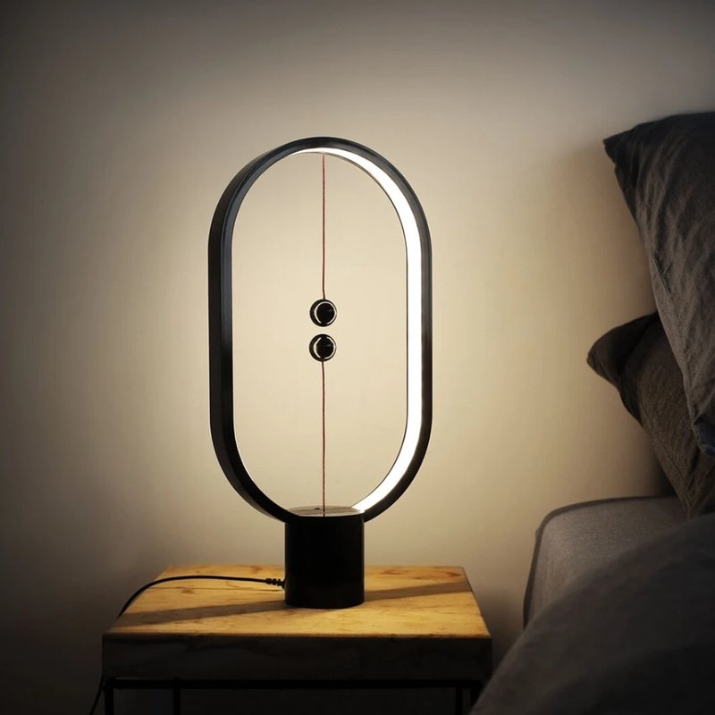 Heng Balance Desk Lamp