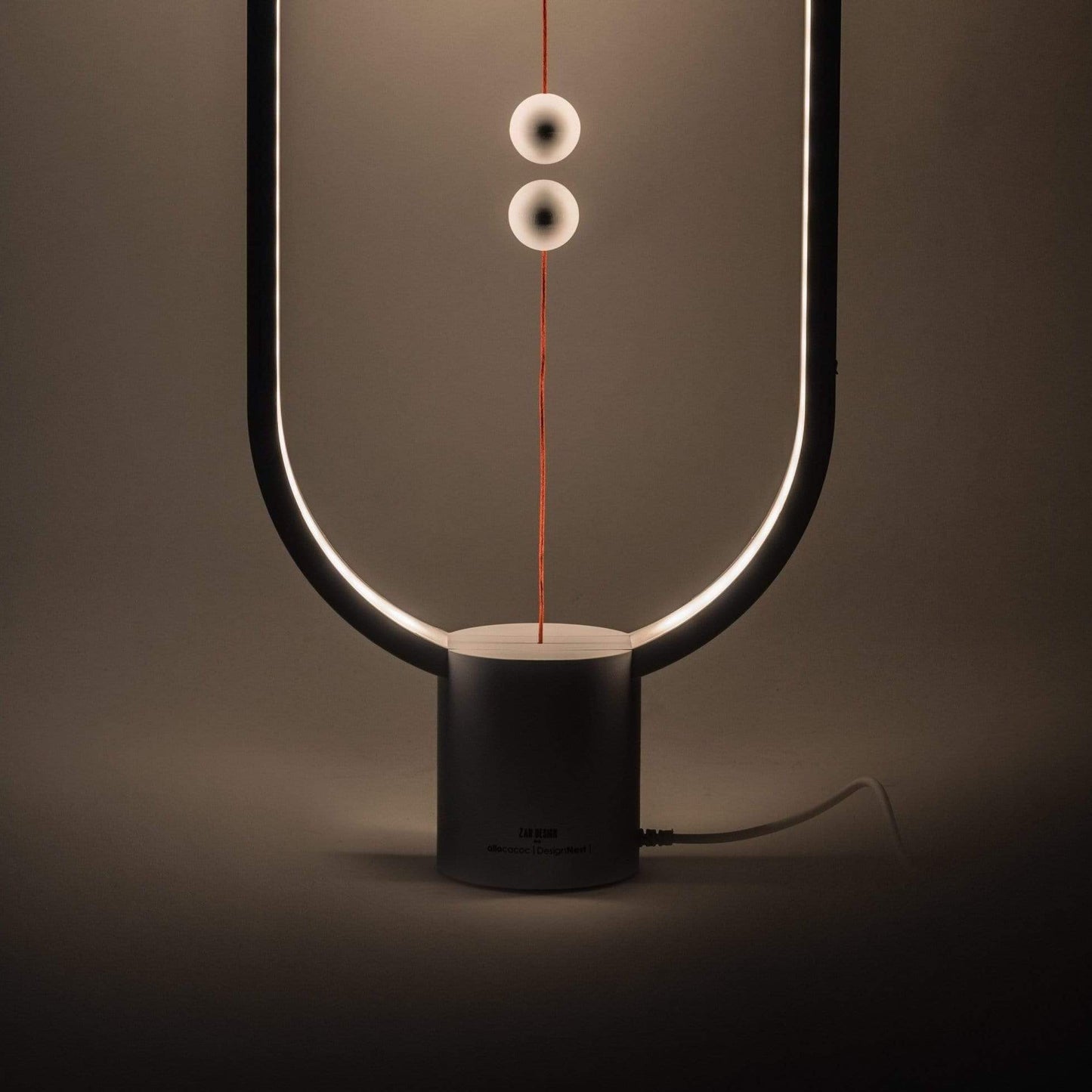 Heng Balance Desk Lamp