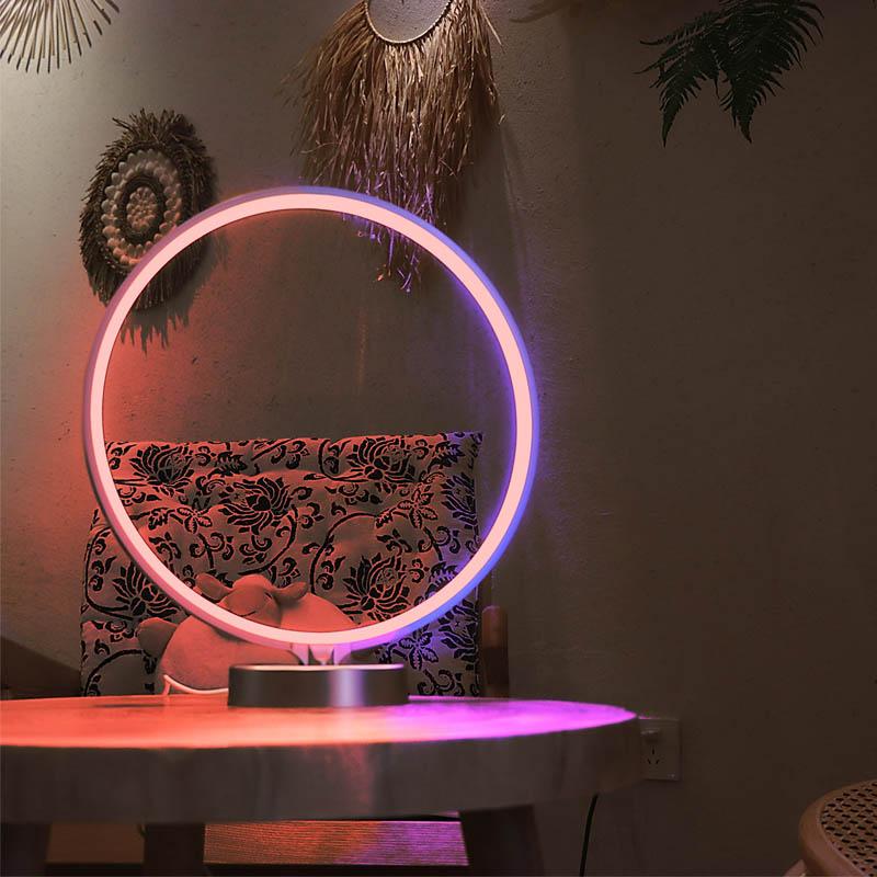 Hypnotek Lamp